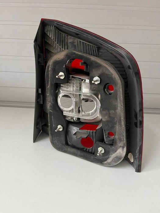 Stop spate stanga Skoda Octavia 2009 2013