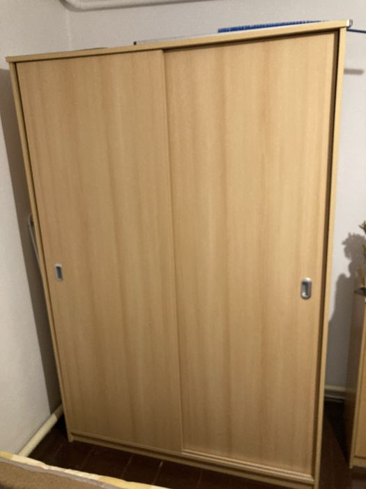 Vand dulap culoare fag