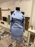 Rochie Albastră cu Umerii Goli — Mărimea S