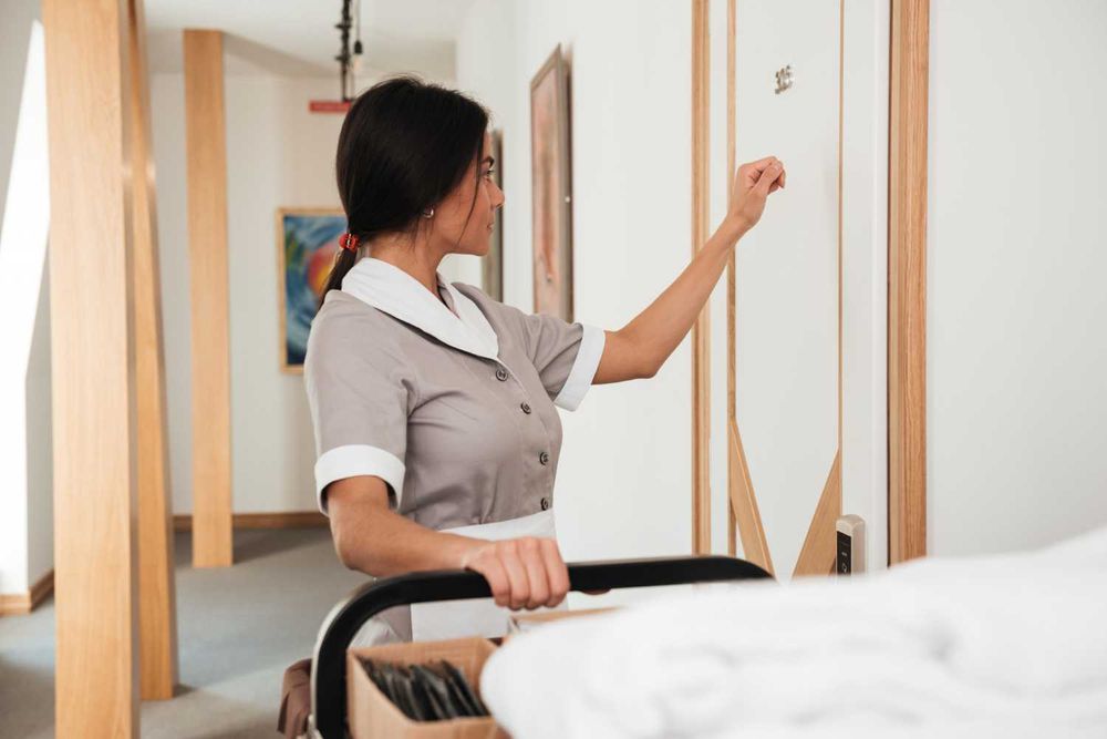tecalificam.ro | Cameristă hotel - Diplomă fără curs