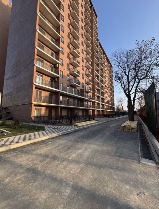 Срочно продается 1 комнатная квартира новостройка ЖК Ассалом Сохил