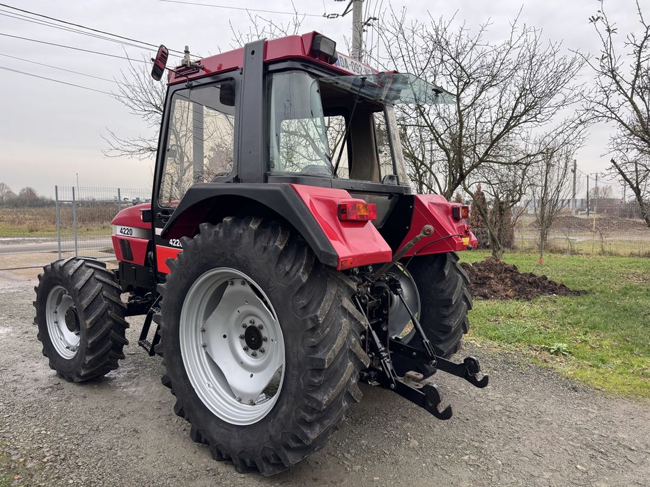Tractor Case 4220