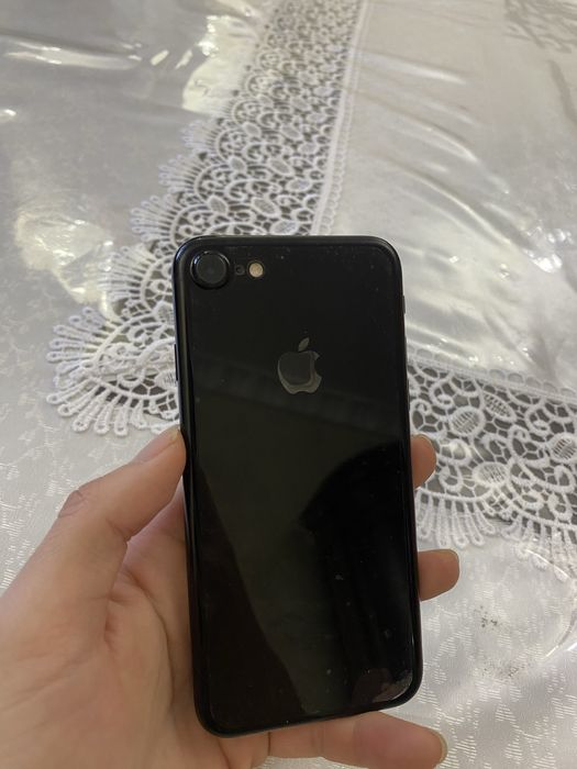 Айфон 7 сатам состояние идеальное