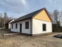 Case pe structura metalica învelite cu panouri