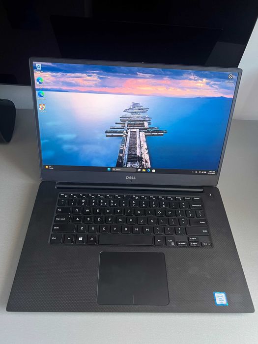 Dell Precision 5530 | Xeon E-2176M | Quadro P2000 | 16GB |512SSD + 1TB