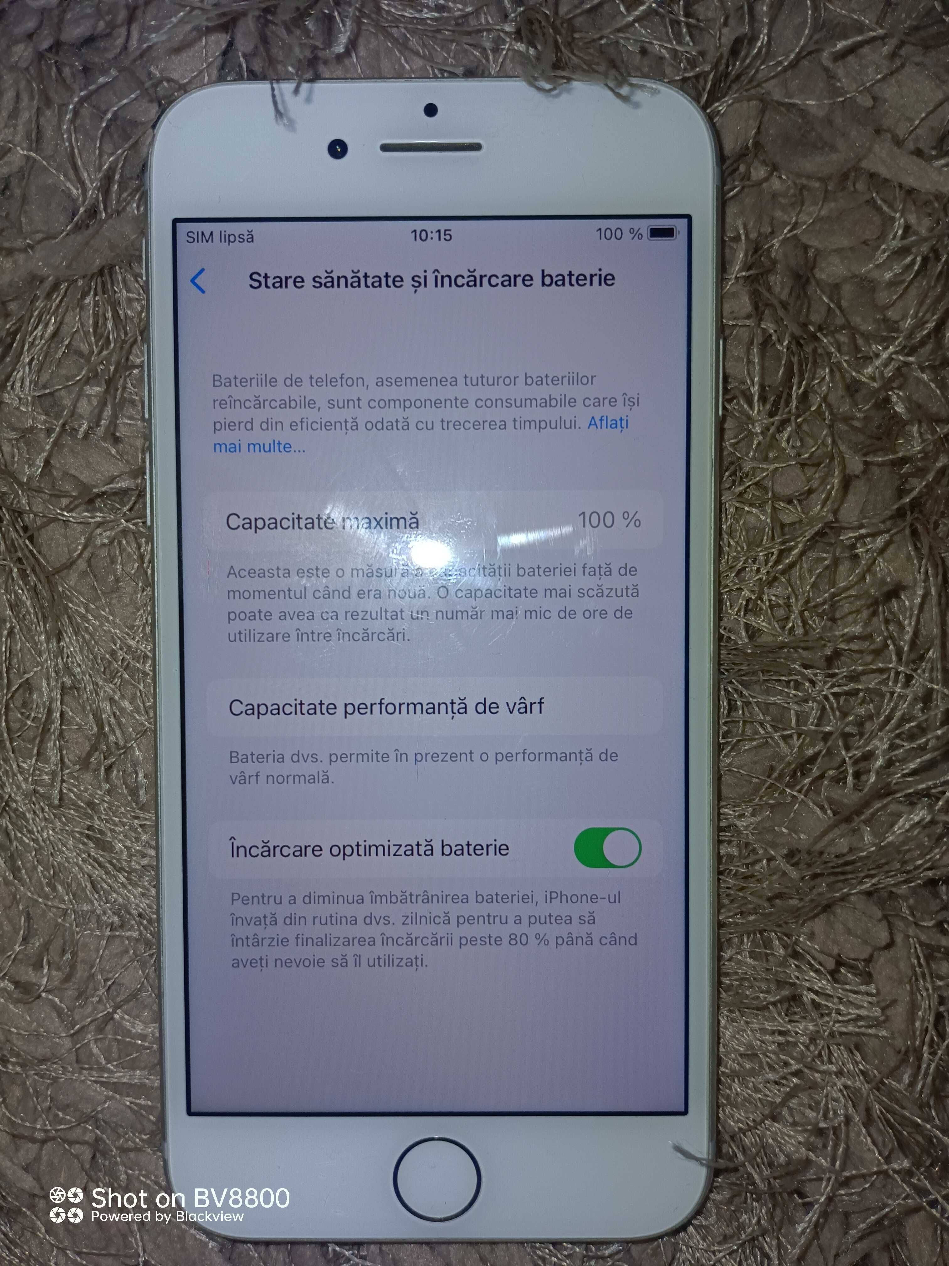 iPhone 8 în stare foarte buna