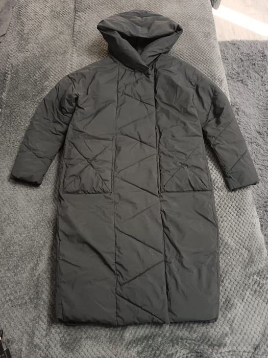 Продам зимнюю женскую куртку 46-48р