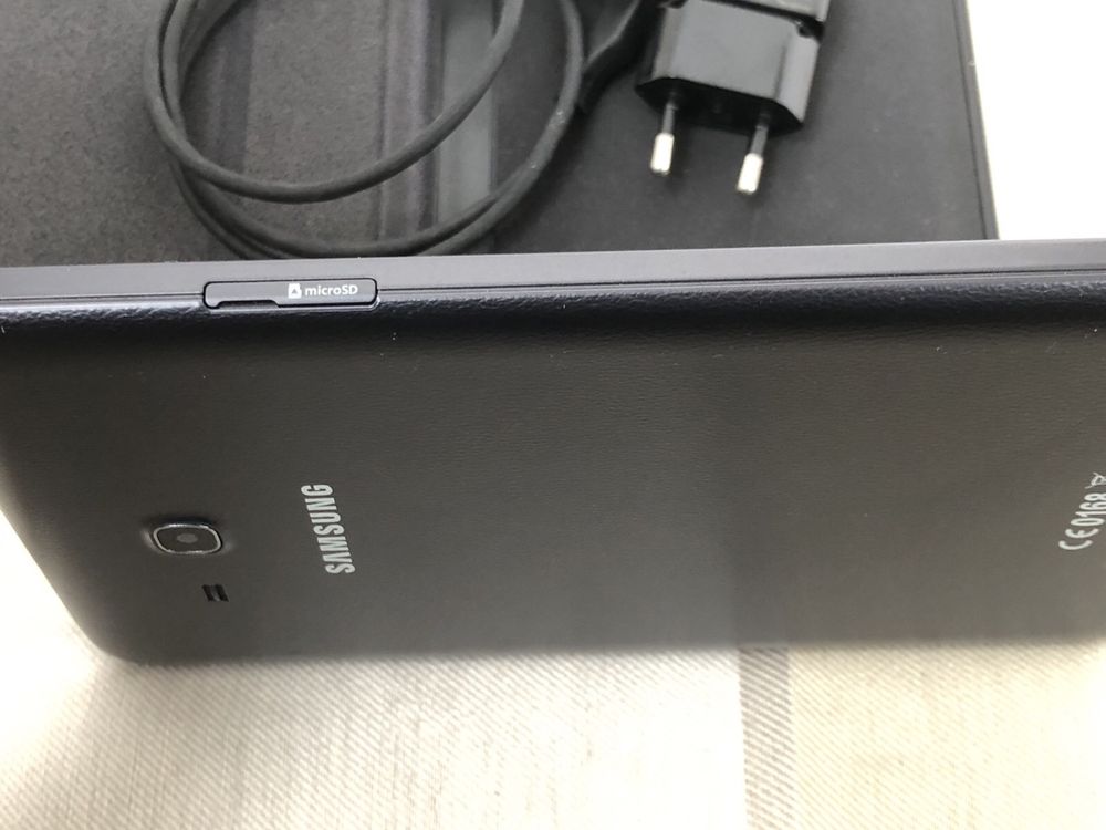 Таблет Samsung Galaxy Tab 3 Lite SM-T110
