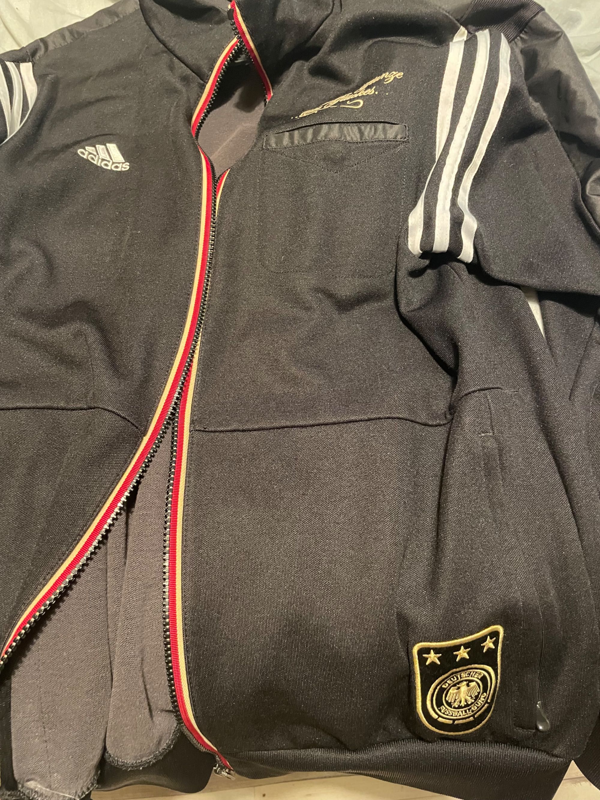 4 оригинални горнища найк тек Джордан и under armour и Адидас спешно
