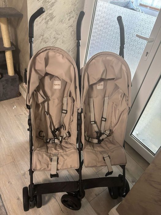 Carut dublu gemeni Inglesina Twin Swift