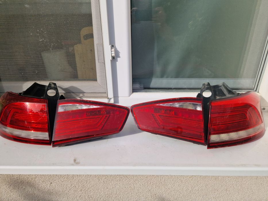 Vând stop dreapta hayon-VW Passat B8 Variant