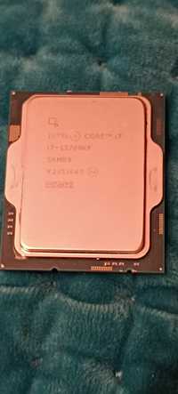 3,4 GHz up to 5.4 GHz 16 core i7-13700KF
