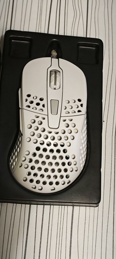 Мышь Xtrfy m4 RGB