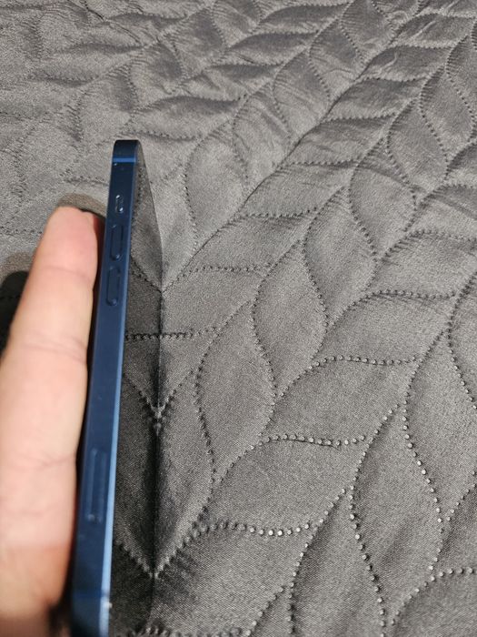 IPhone 13 128 GB stare super buna!