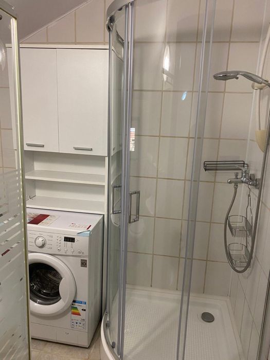 Închiriez studio la casa, 280€