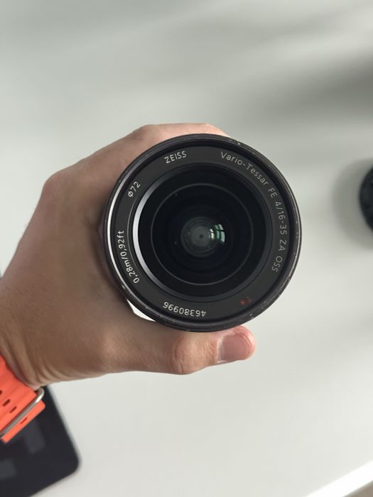 Обектив Sony 16-35 мм