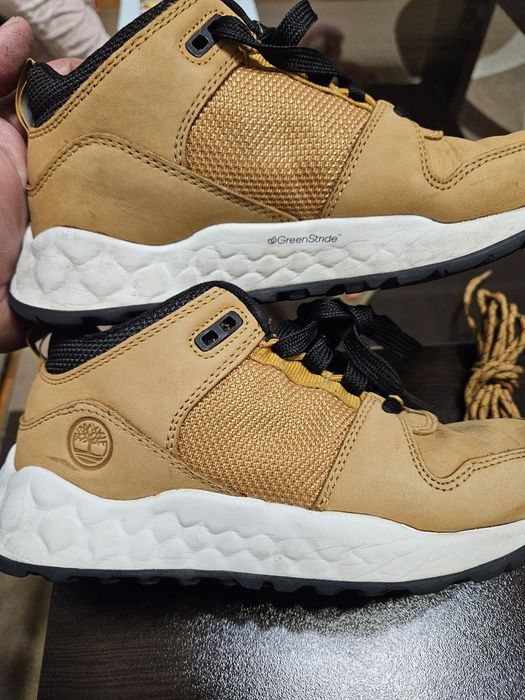 Детски обувки. Timberland - 37 номер. Okaidi - 37 номер.