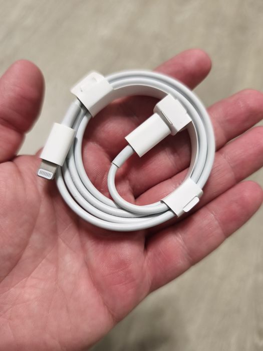 Cablu original Apple NOU nefolosit,typeC-lightning,doar in Cluj,50 lei
