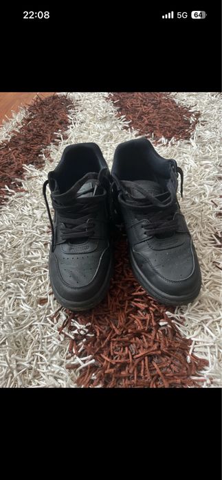 vand off whife out of office purtati de 2 odi