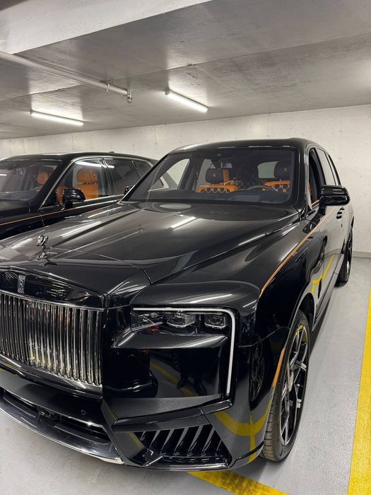 Rolls Royce Cullinan Black Badge 2026
Gucci seats

2026 model

Sotuvda