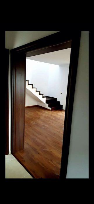 Zugrav, faianțar, particular