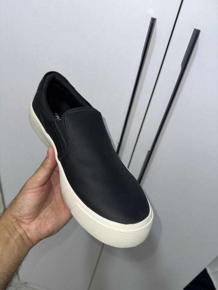Мужская обувь 41 размер от ZARA .