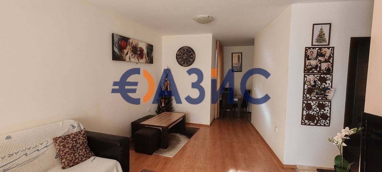 Продава се Двустаен апартамент в Свети Влас - 75 кв.м за 1187 €/кв.м - Снимка #4