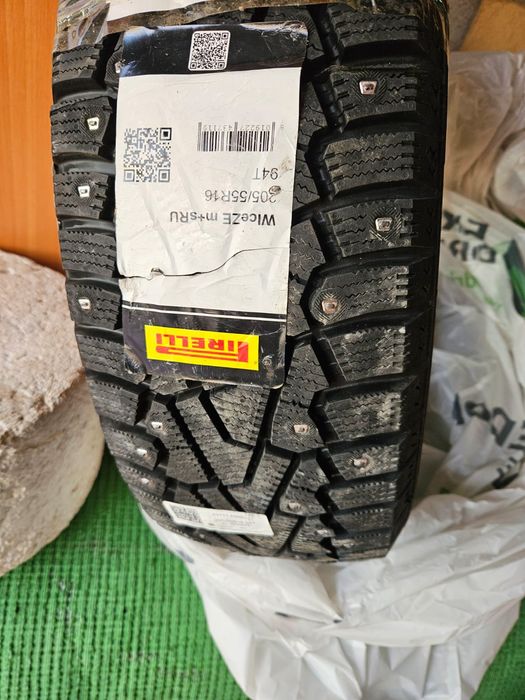 автошиныПродаю новые зимние шины шипованны