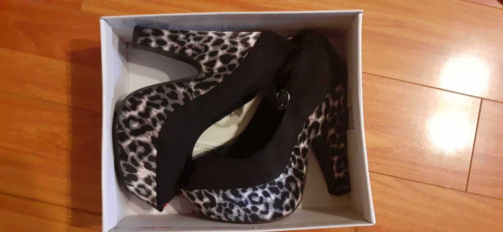 pantofi negri animal print pentru damă  nr. 40