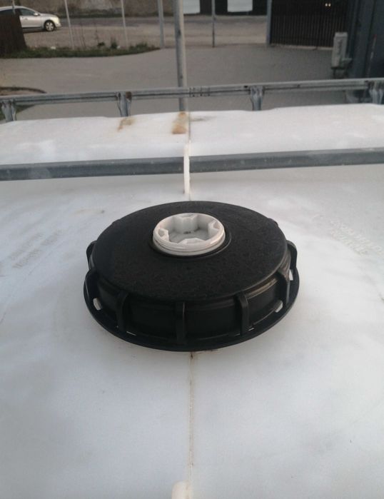 Rezervor IBC 1000 l (Bazin Curat)
