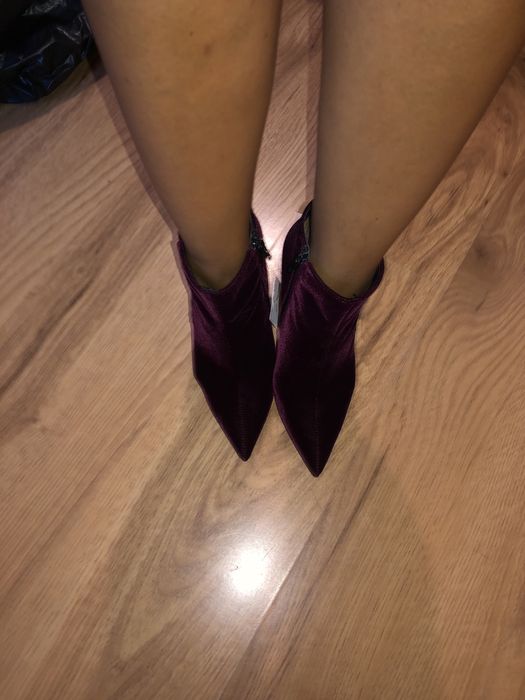 Боти от велур на ток