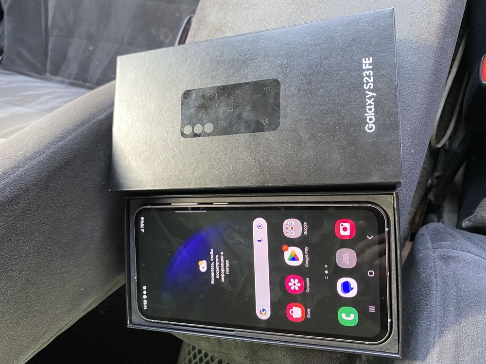 Samsung.  S23 fe.   8/256