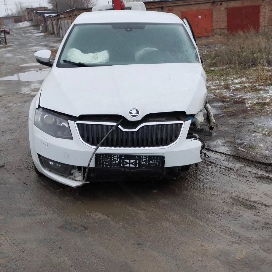 Skoda octavia. по запчастям. 2015 год 1.4 turbo DSG.