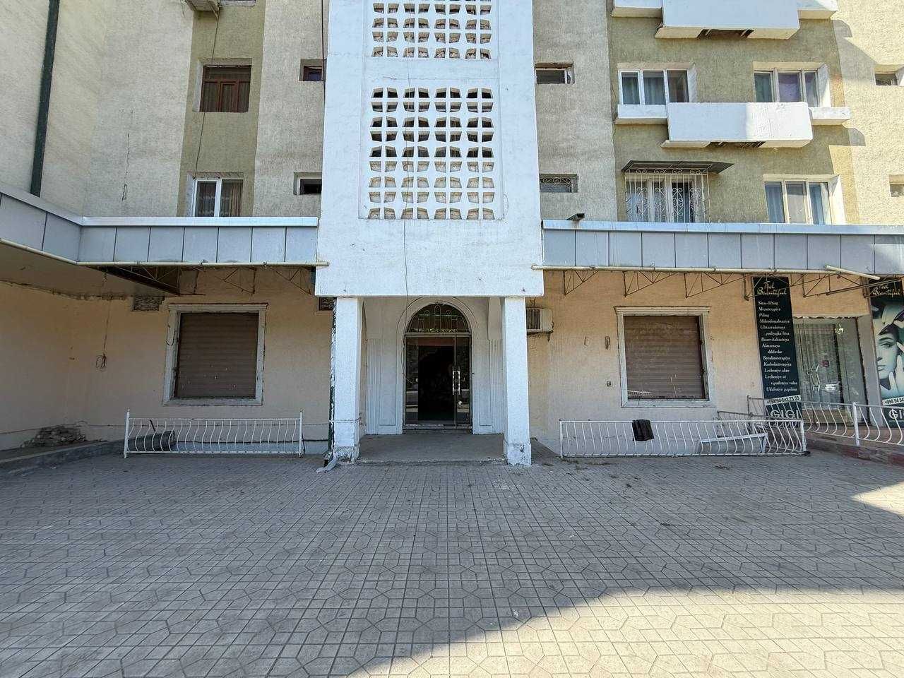 SHAHAR MARKAZIDAN NOTURAR 125 m2 + 240 m2 sotiladi