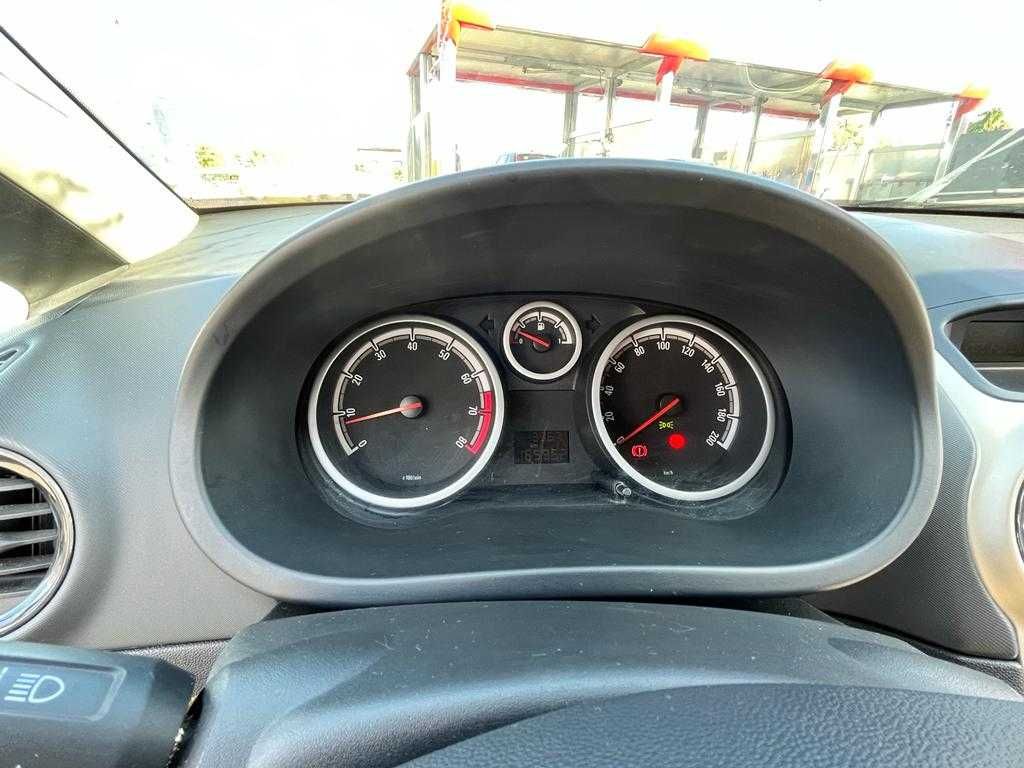 Opel Corsa D 1.2 benzina