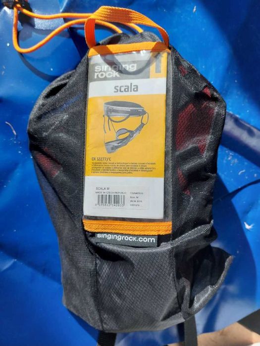 Ham escalada alpinism, Singing Rock Scala, marime M, nou