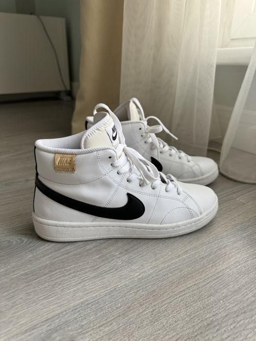 Кроссовки nike женские