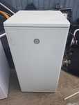 Vand frigider Electrolux
