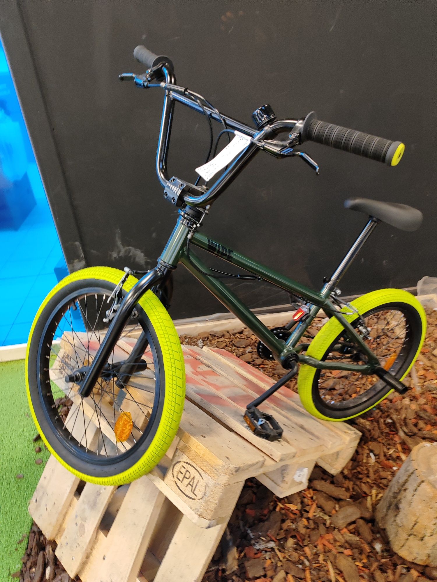 Vând bicicleta pentru aer liber
