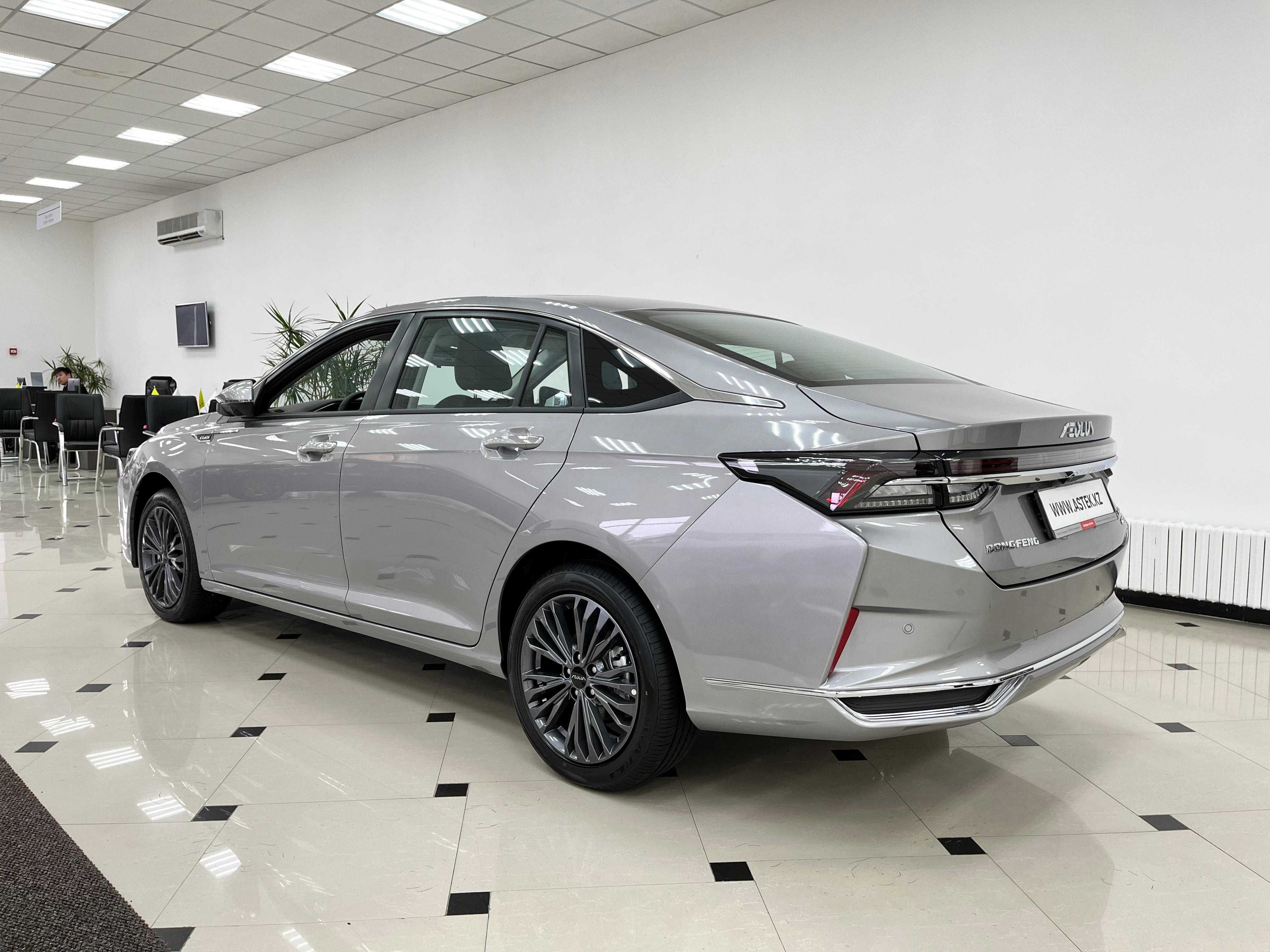 DongFeng Shine Max