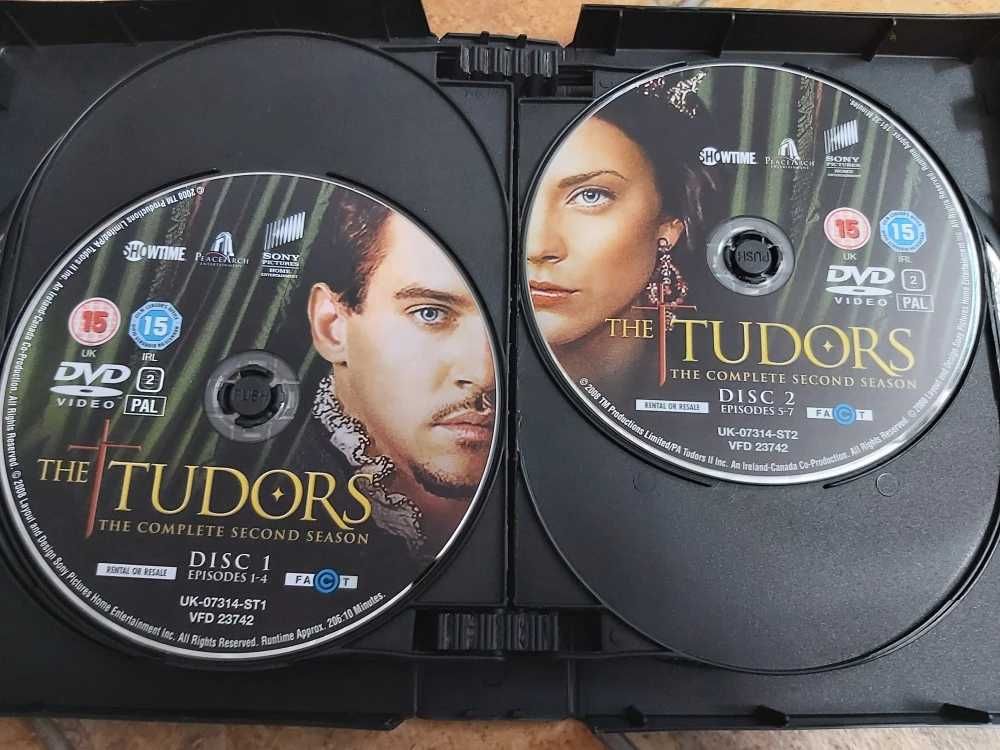 The Tudors ( Dinastia Tudorilor ) Complet - Subtitrat romana 12 DVD