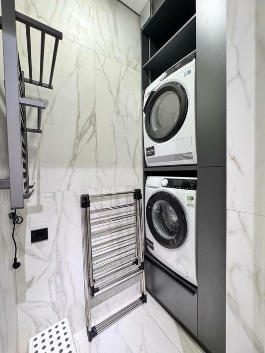 Продаётся 3-комнатная квартира в элитной новостройке на ул. С. Азимов