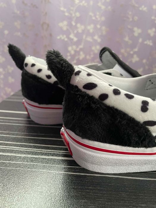 Детски кецове Vans ,101 далматинци