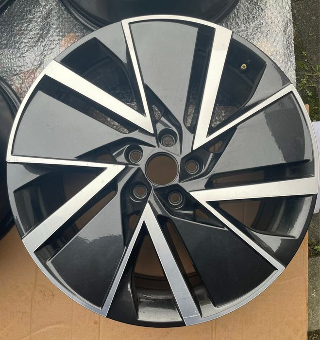 Джанти в отлично състояние