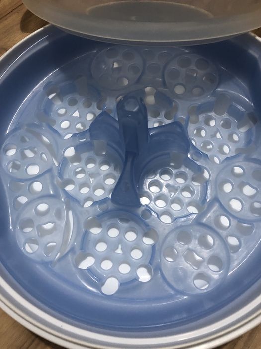 Sterilizator biberoane Phillips Avent