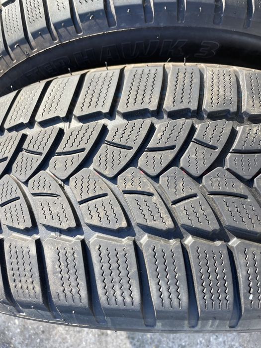 225/55 R17 2бр зимни гуми