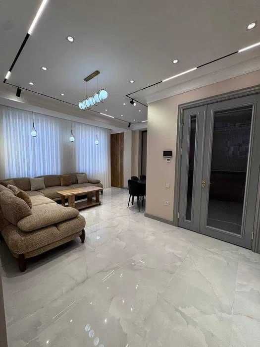 Chilonzor 16da 3xonali uy Ijaraga  beriladi Metro chilonzor  454*