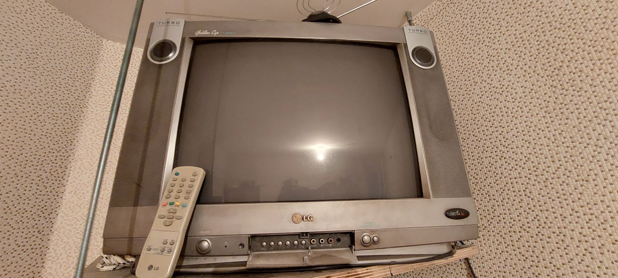 Телевизор  в Нур-Султане