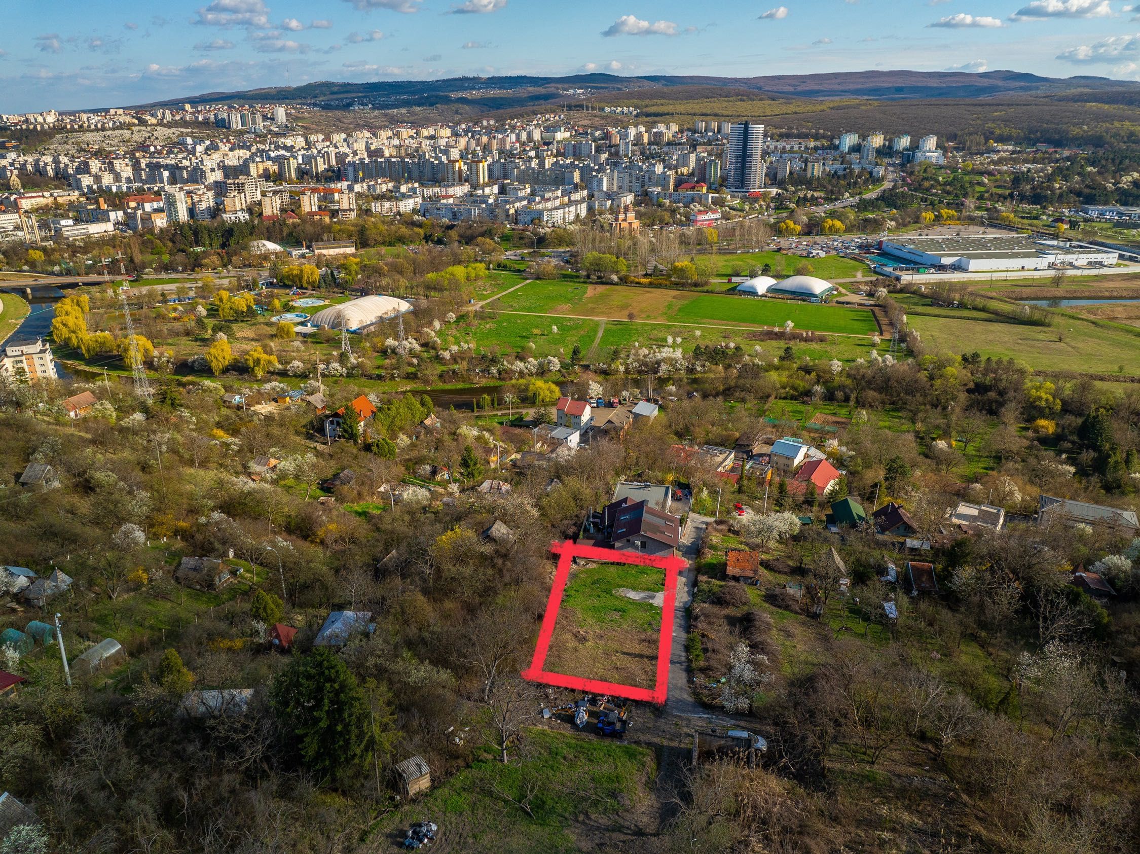 Vand teren cu panorama in cartierul Grigorescu