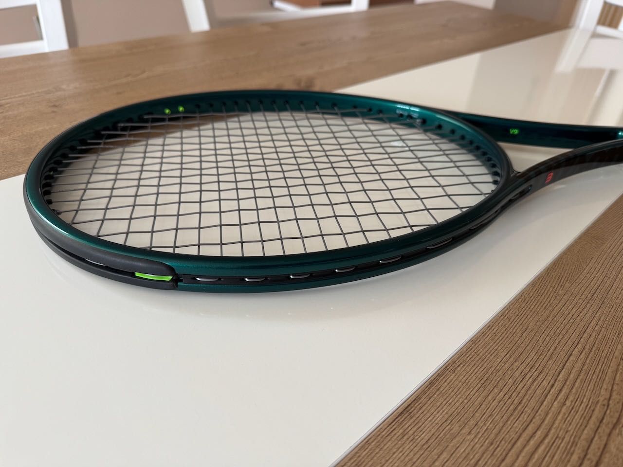 Тенис ракета Wilson Blade PRO V9 16x19 грип 3